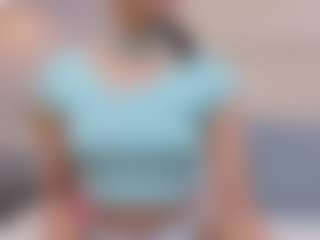 Live cam show with Ashley_HotGirl - Skinny on Latina Girls