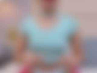 Live cam show with Ashley_HotGirl - Blowjob on livesexfox.com