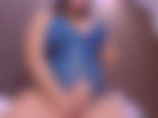 Live cam show with barbara-cambels - Brown Hair on Camsoda