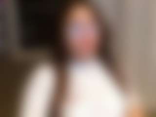 Live cam show with barbara-cambels - Brown Hair MILF on Camsoda