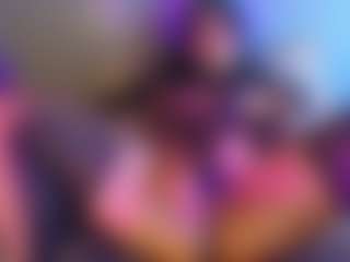 Jade Brunnette MILF webcam performer live streaming