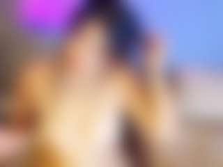 Live cam show with Jade Brunnette - Moaning on Latina Girls