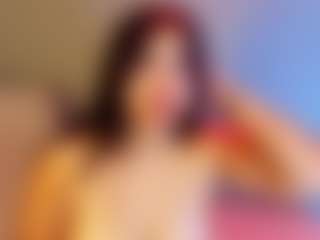 Live cam show with Jade Brunnette - Camel Toe on sexylivex.com