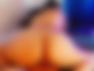 Live cam show with Jade Brunnette - Moaning on CamSodaAdn