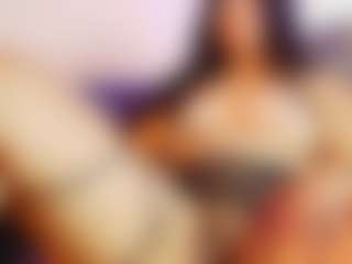 Live cam show with Jade Brunnette - Dirty Talk on Camiplay Live