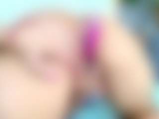 Live cam show with Lauren - Latina Petite on Streamer API | colombia