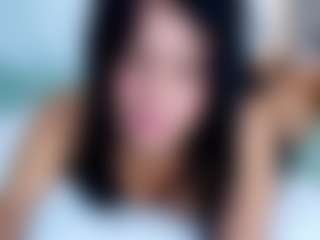 Live cam show with Lauren - Small Tits on SinfulBabes