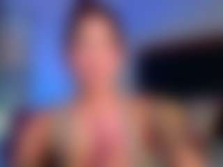 Live cam show with SandraBrns - Smoking on madthumbs