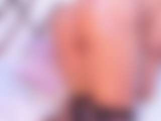 ZafiraHot MILF webcam performer live streaming