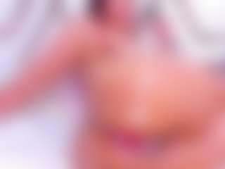 ZafiraHot MILF webcam performer live streaming