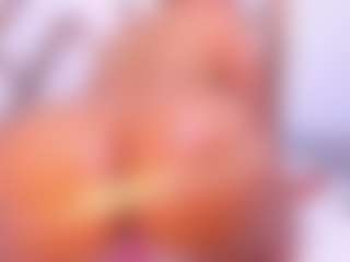 Live cam show with ZafiraHot - Squirt on Gym Cam Girls