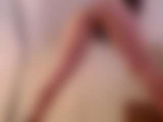 Live cam show with DesireMira - Bedroom on Dolls Live