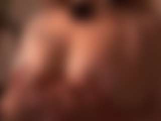 Lady Di's Live Sex Cam Show