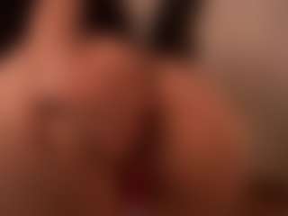 Live cam show with Lady Di - Squirt on SquirtSoMuch