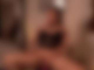 Lady Di's Live Sex Cam Show