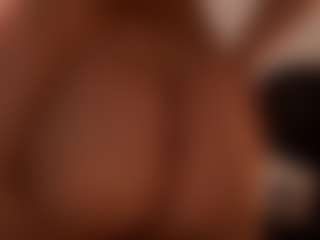 Live cam show with Lady Di - Hairy Pussy on livesuperchat.net