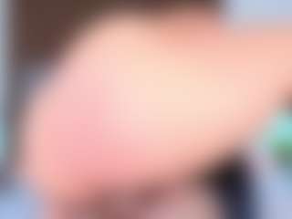 Live cam show with Kismett - Young Adult on StripNow