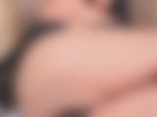 Live cam show with Kismett - College Latina on Camsoda | colombia