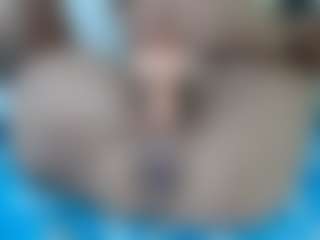 scolealia0's Live Sex Cam Show