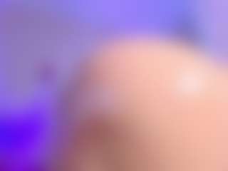AmaiaHot's Live Sex Cam Show