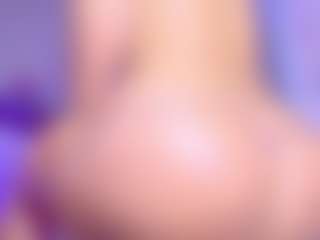 AmaiaHot's Live Sex Cam Show