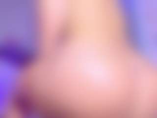 Live cam show with AmaiaHot - Camel Toe on Camsoda