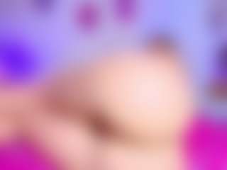 AmaiaHot's Live Sex Cam Show