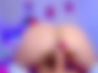 AmaiaHot's Live Sex Cam Show