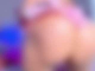AmaiaHot's Live Sex Cam Show