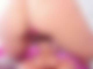 Live cam show with AmaiaHot - Young Adult on Hubzter Live