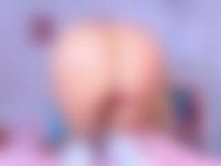 AmaiaHot's Live Sex Cam Show
