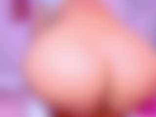 AmaiaHot's Live Sex Cam Show