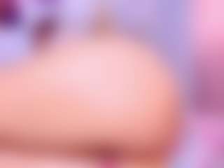 Live cam show with AmaiaHot - Oil on SpankPalCams