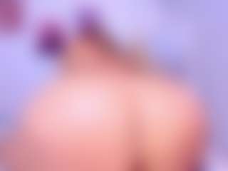AmaiaHot's Live Sex Cam Show
