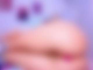 Live cam show with AmaiaHot - Pornstar Skinny on googirlz