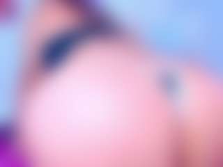 AmaiaHot's Live Sex Cam Show