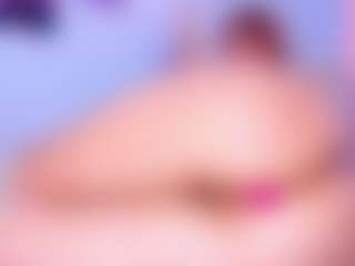 AmaiaHot's Live Sex Cam Show