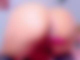 AmaiaHot's Live Sex Cam Show