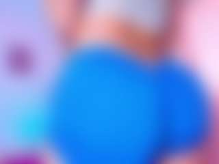 Live cam show with AmaiaHot - HD on Camming Site