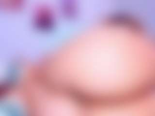 AmaiaHot's Live Sex Cam Show