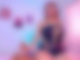 Live cam show with AmaiaHot - Lovense Petite on Camsoda