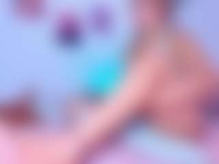 Show de cam en vivo con AmaiaHot - Spank Brown Hair en Camsoda