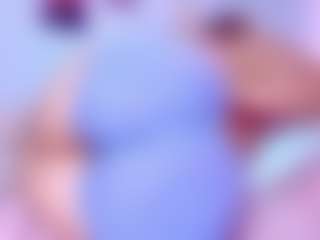 Live-Cam-Show mit AmaiaHot - Brown Hair auf Camsoda