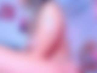 Live cam show with AmaiaHot - Fingers on Camsoda