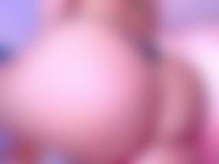 Live cam show with AmaiaHot - Strip on TastyBlacksLive