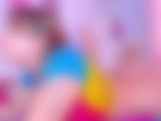 Live cam show with AmaiaHot - Skinny on Camversity