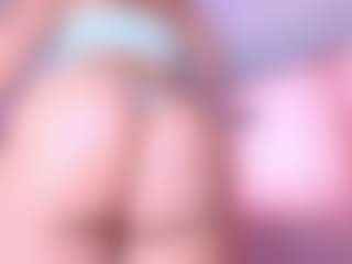 Live cam show with AmaiaHot - Cute on Camsoda