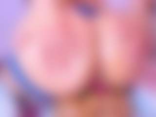 AmaiaHot's Live Sex Cam Show