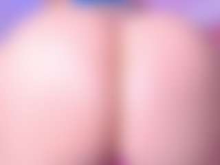 Live cam show with AmaiaHot - Brown Hair Teen (18+) on Camsoda