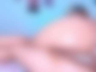 Live cam show with AmaiaHot - Public Brown Hair on xplaylive.com